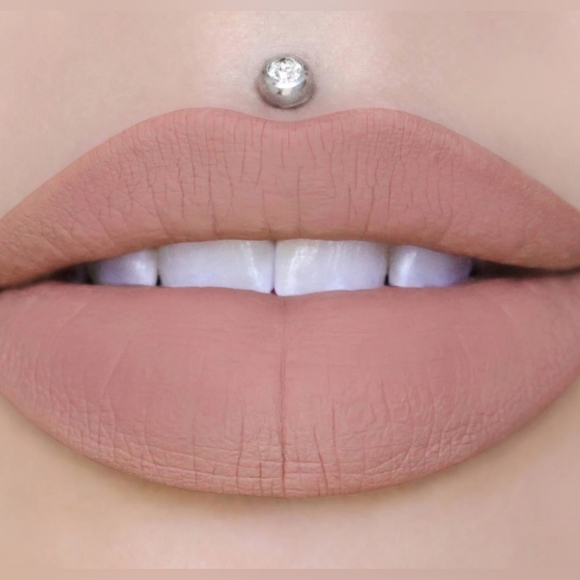 Jeffree Star Other - NIB🔥 "Mannequin" Jeffree Star Velour Liquid Lipstick 💄Nude